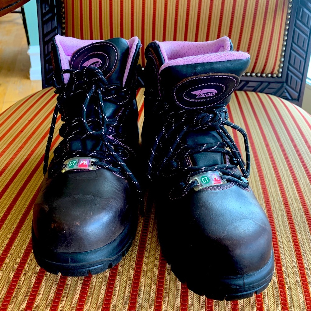 Avenger women’s framer steel tie boot